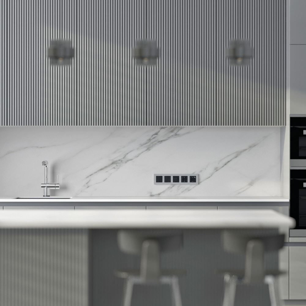 Рамка из поликарбоната Werkel Slab на 5 постов Серебро W0052965 — изображение 2