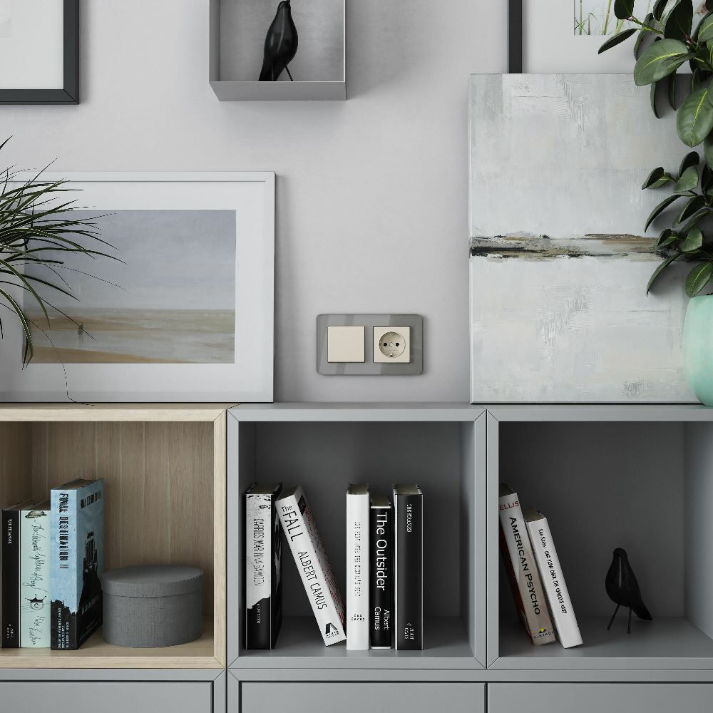 Розетка встраиваемая Werkel с заземлением и шторками Айвори матовый W1171162 — изображение 3